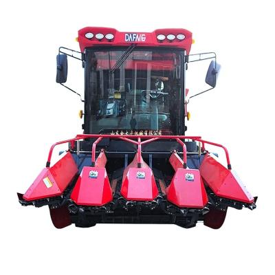 China High Productivity 4 Rows Maize Harvester Wheel Self Propelled Maize Combine Harvester for sale