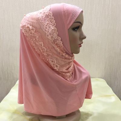 China 2020 latest design lace flower polyester and pearls hijab muslim fashion hijab girls islamic hijab XDH079 for sale