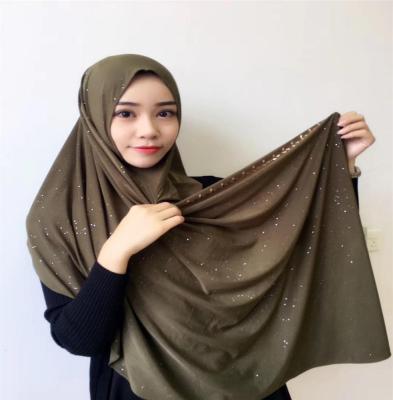 China 2020 High Quality Glitter Rhinestone Cotton Instant Hijab Scarf,Muslim Women Instant Shawl Scarves HW240 for sale