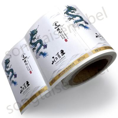 China Waterproof Customized Gold Foil Stamping UV Emboss Stain Pearl Paper Wine Bottle Labels On Roll for sale