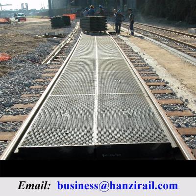 China Easy to walk the railway. Railway Rubber Pedestrian Crossing Panels Protection for sale