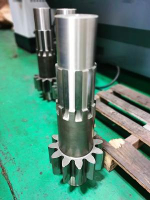 中国 Customized Polished Transmission Gear Shaft 100 Pieces For Weight Optimization 販売のため