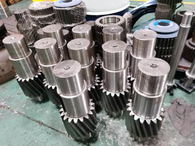 中国 OEM Polished Transmission Gear Shaft CNC Machining With ±0.01mm Tolerance 販売のため