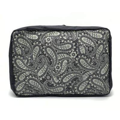 China Hot Selling Fashion Bandana Printing Wholesale High Quality Waterproof Protective Wash Bag for sale