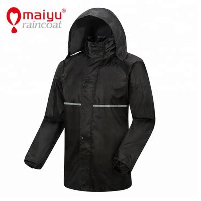 China Bachelorette Raincoats Standard Size Wholesale Polyester Motorcycle Rain Raincoat Suit for sale