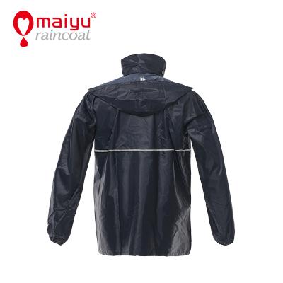 China Bachelor Waterproof Clothing Polyester Raincoat Rain Jacket For Men With Reflective Tape for sale