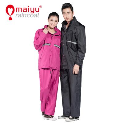 China Maiyu Durable Wholesale Workwear Cheap Rainsuit Men's Waterproof Clothes With PVC for sale