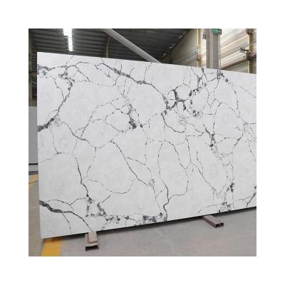 Cina Cheap Marble Look Stone Prefab Slab Artificial Stone Quartz Countertop Island Big Slab in vendita