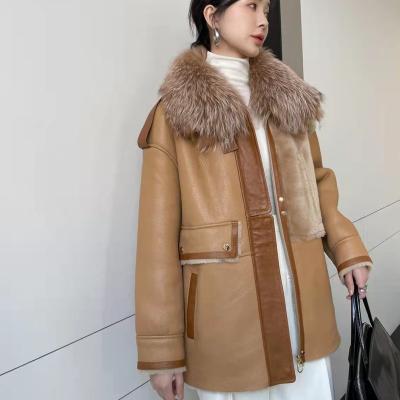 China Wholesale fur factory woman shearling shearling coat with fox collar oversized winter outwear wool overcoat teddy coat for sale