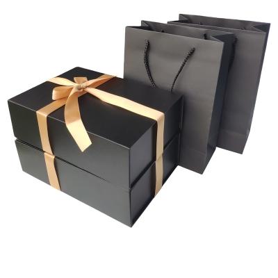 China Gift & Craft Making Custom Luxury Gift Boxes With Lids For Presents 2 Pack Groomsman Proposal Gift Black Magnetic Paper Boxes for sale