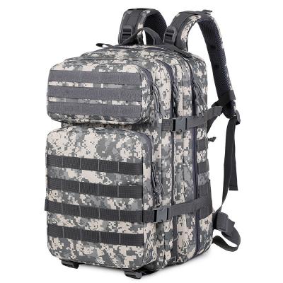 Chine Sac à dos tactique multifonctionnel extérieur de grande capacité Sac de sport camouflage sac de voyage Sac de randonnée Sac de randonnée à vendre