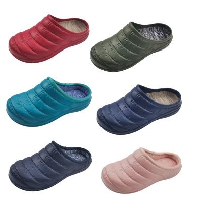 China Hot Furry Woman Slippers Women Flip Flop Sandals Ladies Fashion Trend Winter Women Designers Shoes Flat Sandals for sale