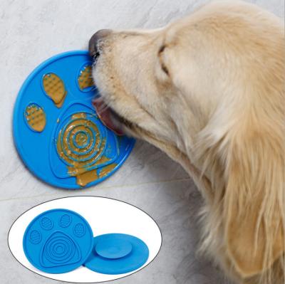 China Sustainable Dog Bath Lick Pad Mat Suction Cup Pet Feeders Slow Bathing Licking Mat for sale