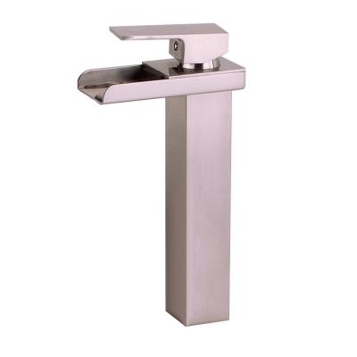 China Tall Hot and Cold Faucet grifos de banos High Waterfall Thermostatic Bathroom Faucets Single Lever Mixer Wash Water Basin Faucet for sale