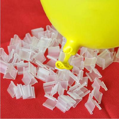 China Balloon Accessories 100pcs/bag Balloon Clip Accessories V Shape Balloons Clip Sealing Wholesale for sale