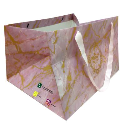 China Custom Recycled Materials Logo Print Big Square Bottom Cake Bakery Bread Flower Paper Gift Bags Flower Gift Cake Shop Paper Bag for sale