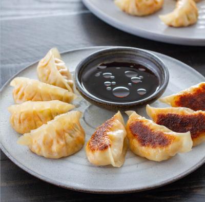 China Nutritious Frozen Cooked Japanese Chicken Gyoza Dumplings for sale