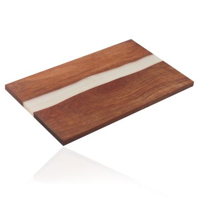 China Modern Handmade Wooden Square Panel Shape Resin Platt Erepoxy Servant Cheese Clear Crystal Cutting Board for sale