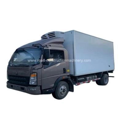 China SINOTRUK HOWO 141hp Refrigerated Freezer Truck Engine Cummins for sale