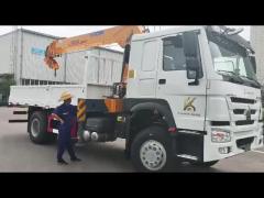 10 Ton Howo 4x2  Heavy Duty Cargo Truck Mounted Telescopic Crane