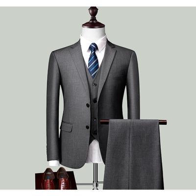 China Stylish High End Custom Made Mens Slim Fit Formal Suit Anti Shrink for sale