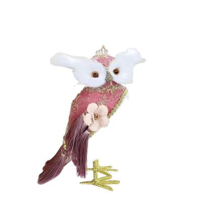 China 2022 Handcrafted Beautiful Christmas Tassel Moss Wreath Owl Christmas Home Decoration Fireplace Christmas Tree Decoration for sale