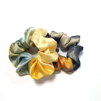 China Hair Care Fashion Printed Luxury Silk Hair Scrunchies 16MM Hair Scrunchies Elastic Hair Bands for sale