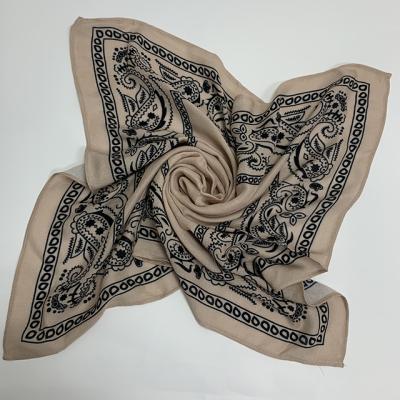 China Fashion Fashion Thicker Paisley Bandana 25inch Rayon Scarf Winter Scarf No Moq for sale