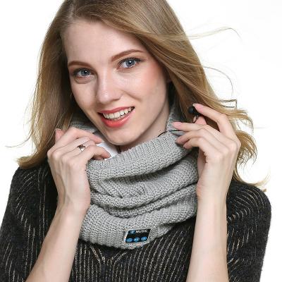 China Amazon Fashion MUSIC New Fashion Women Wireless Neck Warmer Medium Cozy Knitted Loop Scarf Winter Knitted Loop Scarf Custom Bluetooth Earphone Infinity Scarf for sale