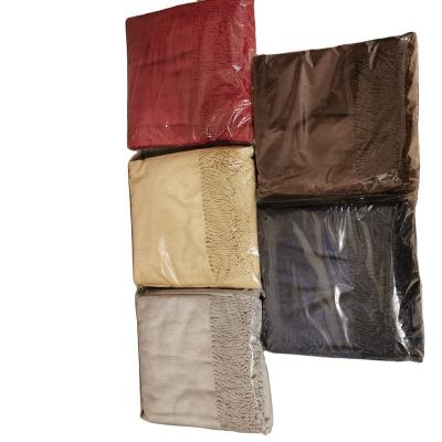 China Portable Natural Bamboo Throw With Fringe Bamboo Cover for sale