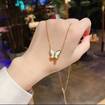 China LQ Fashionable Women Jewelry Elegant Non-fading 18K Gold Plated Stainless Steel Charms Shell Butterfly Pendant Necklace For Women for sale