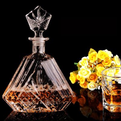 China Large Wine Wine Bottle Household Glass Whiskey Bottle With Lid Foreign Wine Bottle for sale