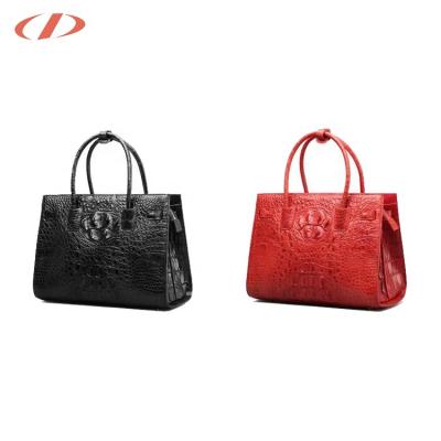 China Fashion Wholesale Luxury Quality Fashion Design Real Exotic Crocodile Skin Handbag for sale