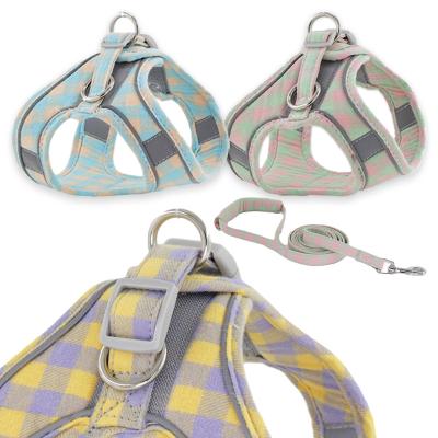 China New Fashionable Stocked No Pull Thoughtful Cat Dog Pet Plaid Cotton Harness and Leash Set for sale