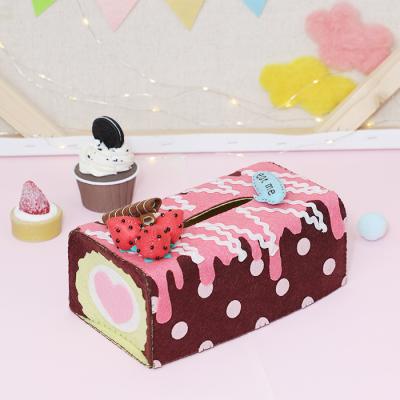 China Indoor Square Toy Tissue Box Tissue Box Paper Lovers Strawberry Tissue Box Holder High Quality Diy Handmade Eco-friendly Tissue Material for sale