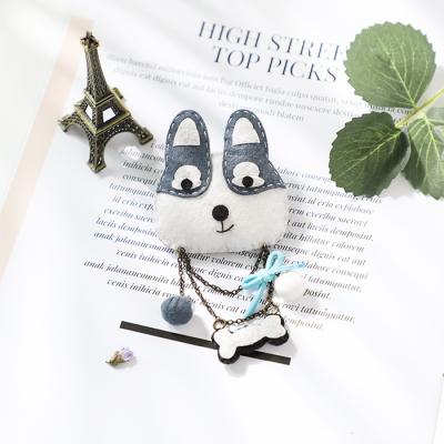 China Wholesale High Quality Simple Handmade Cute Dog Brooch Designer Cloth Brooches Fancy Husky Brooch Pin Eco-Friendly Material for sale