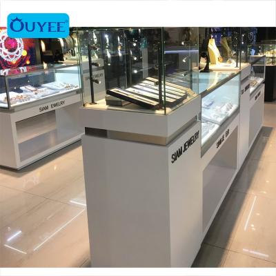 China Wooden Jewelery Shop Display Furniture Shelf Jewelry Display Cases For Wall Units for sale