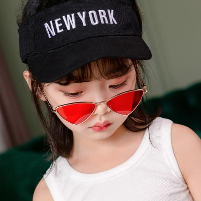 China New Product Little Heart Kids Children Class Sun Glass Girl Toddler Sunglasses For Girls for sale