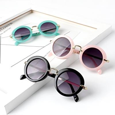 China New Product Little Heart Kids Children Class Sun Glass Girl Toddler Sunglasses For Girls for sale