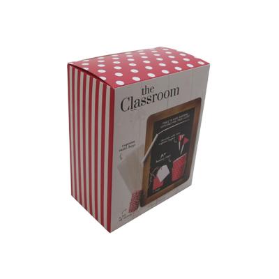 China Recyclable Custom Paper Packaging Box Mailing Box For Gift Carry Out for sale