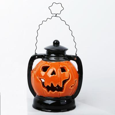 China Handmade Customized Ceramic Pumpkin Halloween Lantern For Halloween Decoration for sale