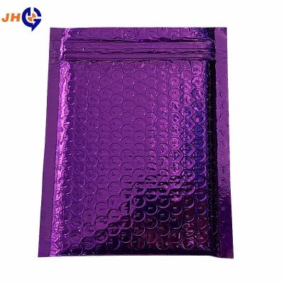 China Green impact resistance material is non-toxic, harmless and healthier. Aluminum coated inner bubble chain zipper bagBubble bag for sale