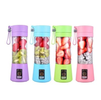 China 2022 Mini Juice Making Cup Electric Juicer 6-Blade Blender Cutter USB Portable Blender Rechargeable Easy Handling Machine for sale