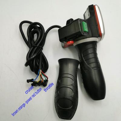 China Twist Throttle With 2 Switch Buttons Cross/Reverse/On-Off Switches Led Speed+Battery Display For Electric Bike Scooter Tricycle PBEV 301 for sale