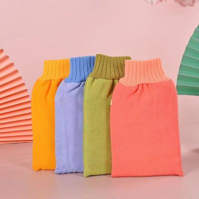 China EXFOLIATING Wholesale Korean Viscose Bath Scrub Remove Dead Skin Body Massage Sponge Bath Gloves for sale