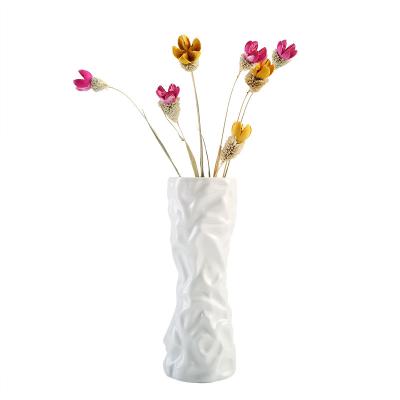 China New Hot Selling Minimalist Popular Minimalist White Dry Ceramic Round Shape Flower Vase For Home Decoration for sale