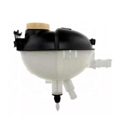 China Good Quality Engine Cooling System Engine Coolant Expansion Tank Fits For W204 C218 W212 A207 X204 OEM 2045000549 204 500 05 49 for sale