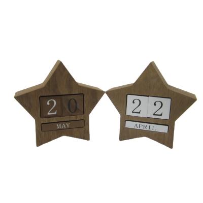 China Advent Desktop Decoration Calendar Wood Stand Agriculture 2022 High Quality Wooden Calendar Ideas Star Shaped All-Season 45-60days for sale