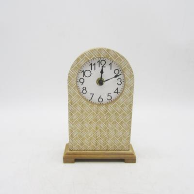 China Art Decor Simplicity Custom Wooden table clock accessories home decoration for home honeycomb pattern for sale