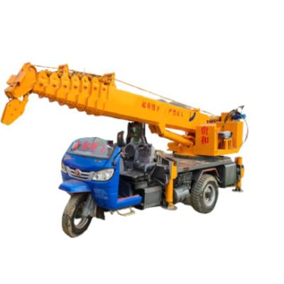 China TRUCK CRANE Mini crane truck tricycle for sale crane for truck boom truck crane for sale